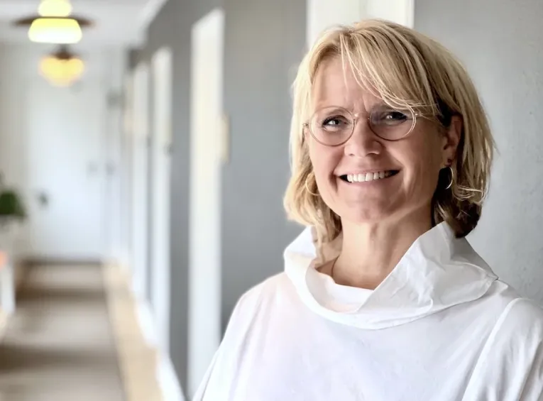 Tine Persson – psykoterapeut MPF hos Spine.dk